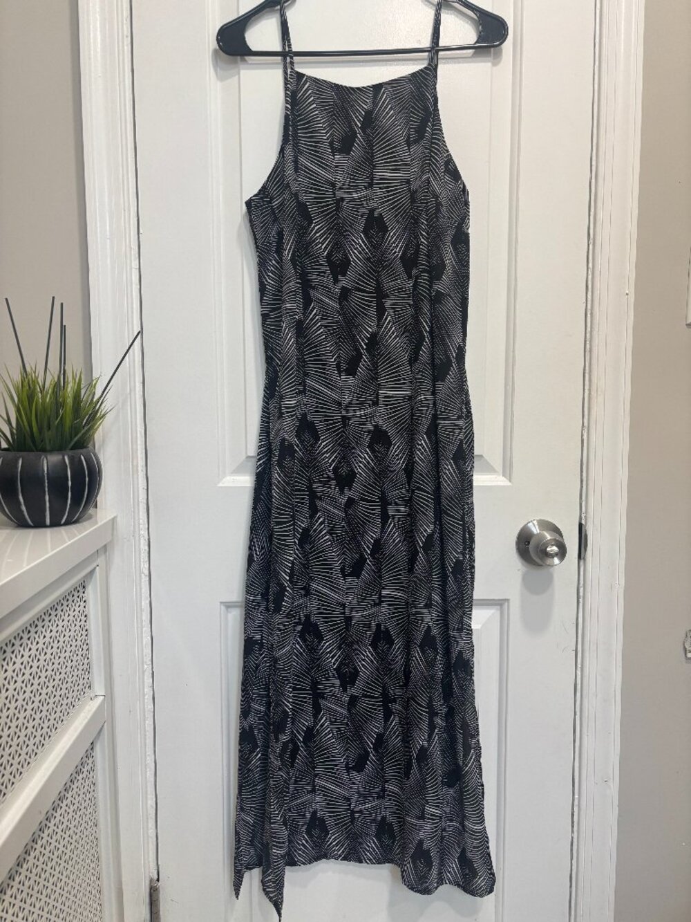 Vince Camuto Midi Black/White Summer Dress